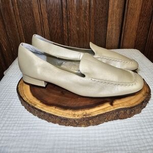 Bellini Cream Leather Slip-On Loafers